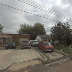 Meet your Posher, Cody n brittney